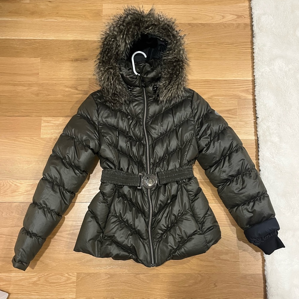 Poivre Blanc Womens Winter Puffer Jacket with Faux Fur Trim, Dark Olive!